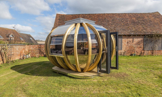 The Grande Deluxe 'Chic' Garden Pod