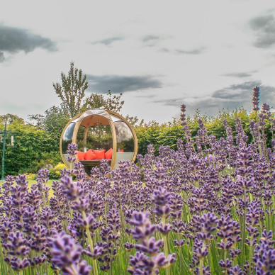 Ornate Garden Rotating Seater