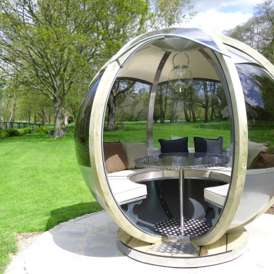 Ornate Garden Rotating Seater