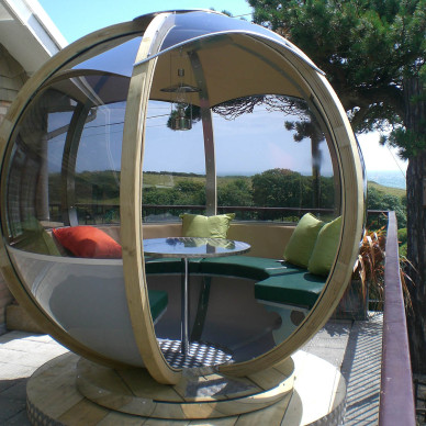 Ornate Garden Rotating Seater