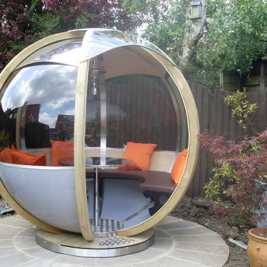 Ornate Garden Rotating Seater