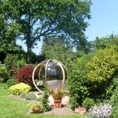 Ornate Garden Rotating Seater