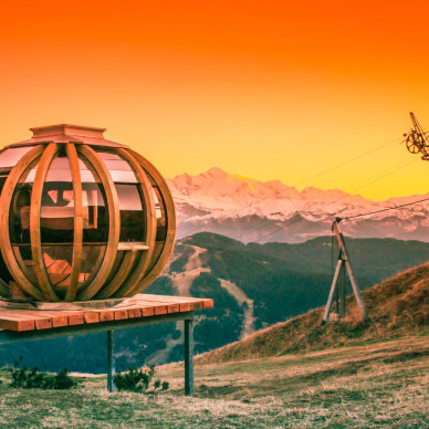 Rotating Garden Pods uninterrupted panoramic views